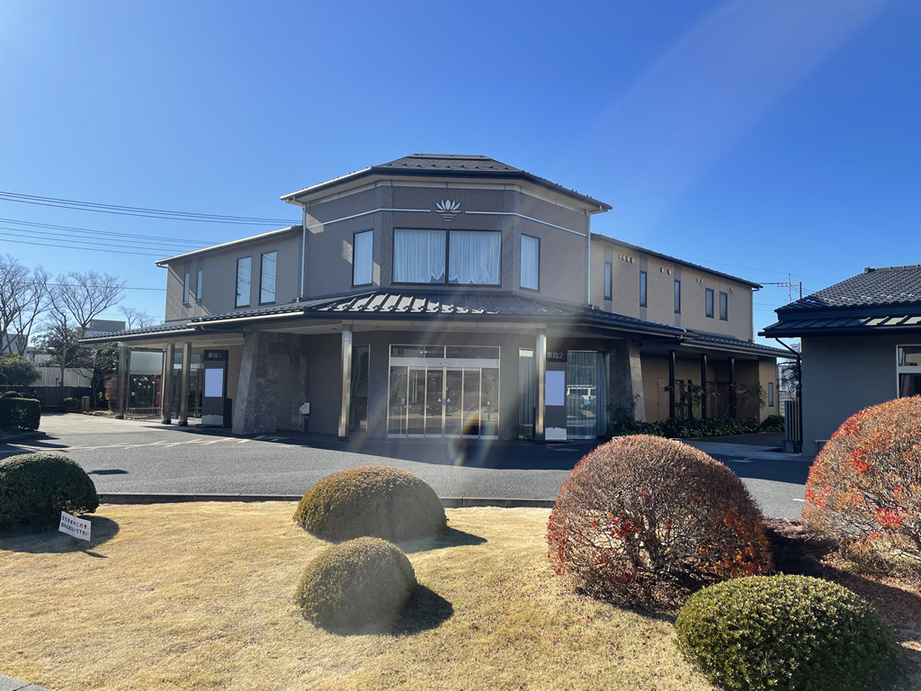 谷塚斎場 式場 東館